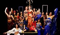Lucia Oriental 2009