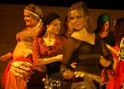 Zhagareets dansar p Malmfestivalen