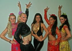 Internationell gala - Bollywood och magdans
