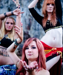 Hela bibblan dansar magdans 